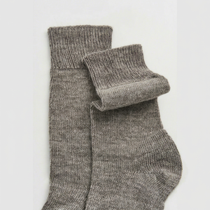 Calcetines Deportivos de Algodón Personalizados Unisex de Alta Calidad, Diseño Transpirable y Delgado, Nuevos Colores Modernos para Hombres, Mujeres y Niños, OEM, Verano - Product Image 1