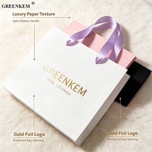 Coffret Cadeau Luxe Personnalisé pour Soins des Mains : Crème pour les Mains, Huile pour Cuticules, Ruban en Soie, Sac Cadeau en Papier, Kit de Manucure – Idéal pour Noël - Product Image 5