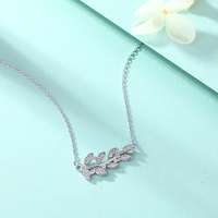 Fournisseur de bijoux, collier en argent sterling 925 avec zircone cubique pour femmes, pendentif feuille en zircone en gros