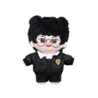 Poupée en peluche douce personnalisée avec vêtements pour collection de fans et cadeaux