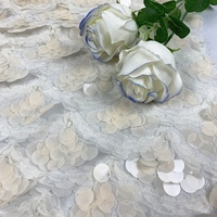Tissu en Chiffon Georgette Brodé de Paillettes sur Tulle pour Robe de Mariée ou de Demoiselle d'Honneur - 100% Polyester