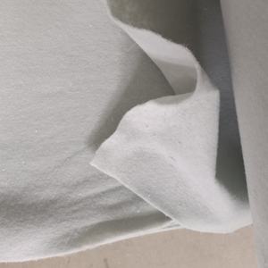 L'aiguille <span class=keywords><strong>350g</strong></span>/<span class=keywords><strong>m2</strong></span> de haute résistance a poinçonné le <span class=keywords><strong>géotextile</strong></span> non tissé pour la construction de routes - Product Image 3