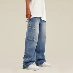 Мужские джинсы с несколькими карманами