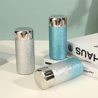 Bouteille isotherme portable de luxe moderne en titane à double paroi avec infuseur à thé pour les voyages en extérieur – Idée cadeau