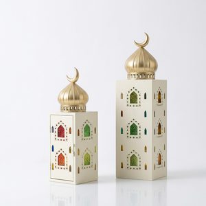 Decoración de Ramadán 2027 de Fabricantes: Faroles con Forma de Mezquita en Dorado y Beige con Vidrio de Colores - Product Image 4