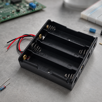 Boîtier de support de batterie 18650 à 4 emplacements avec fils de connexion et contacts métalliques pour équipements portables et systèmes d'alimentation rechargeables
