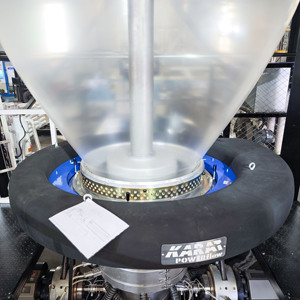 Machine de soufflage de film coextrudé ABC à trois couches avec système d'enroulement automatique à joint central – Machine à film soufflé LDPE/HDPE - Product Image 3