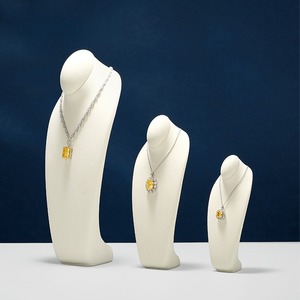 ขาตั้งโชว์สร้อยคอแบบตั้งโต๊ะ รุ่นขาตั้งแบบตั้งตรง พร้อมผ้าไมโครไฟเบอร์สำหรับโชว์เครื่องประดับ - Product Image 4