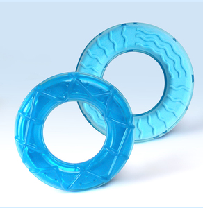 Jouet à mâcher rafraîchissant pour chien en TPR, anneau à mâcher glacé pour l'été, jouet de dentition pour animaux de compagnie, produits pour animaleries - Product Image 3