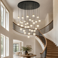 Lustre en verre opale flottant en cascade, grand luminaire rond multi-pendentifs pour les halls d'hôtels, les grands escaliers et les villas de luxe