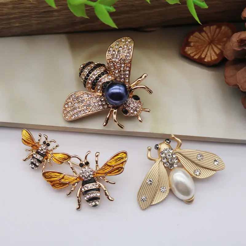 Vintage Stijl Sieraden Elegant Verguld Email Kristal Strass Parel Schattige Insect Honingbij Hommel Broche Pin Voor Vrouwen