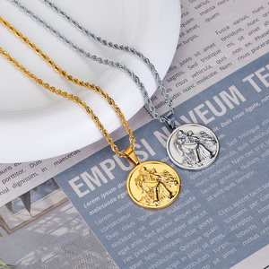 Kalung liontin koin potret bertekstur pemasok baja tahan karat berlapis emas 18K tahan air - Product Image 3