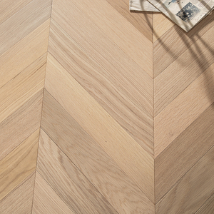 Parquet en chêne blanc multicouche lisse, qualité ABC, résistant à l'humidité, système clic, 15 mm, installation facile, motif chevron, pour villa - Product Image 2