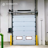 Porte sectionnelle industrielle Everbesten, porte sectionnelle isolée pour centre logistique, entrepôt de distribution, quai de chargement