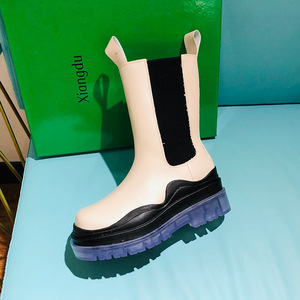 Nouvelles <span class=keywords><strong>Bottes</strong></span> Courtes Élégantes à Talons Très Hauts et Ultra-Fins en Fibre et <span class=keywords><strong>Cuir</strong></span>, à Semelle Épaisse, Mi-<span class=keywords><strong>Mollet</strong></span>, Haut de Gamme, Stables et Raffinées, Collection 2026 - Product Image 4