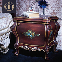 Lit en bois de luxe royal, sculpté à la main, élégant, fait à la main, acajou, avec appui-tête