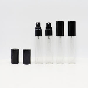 Vente en gros de flacons de parfum carrés en verre transparent miniatures vides de 5 ml, 8 ml, 10 ml, avec vaporisateur rechargeable et bouchons en plastique - Product Image 6