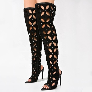 Botas largas de verano de gamuza con recortes, tacón de aguja, punta abierta, diamantes y cremallera lateral para mujer al por mayor - Product Image 2