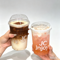 Grosir Pabrik Gelas PET Sekali Pakai 22oz 600ml, Gelas Plastik Transparan untuk Minuman Dingin, Cetak Logo Kustom untuk Kafe dan Toko Minuman