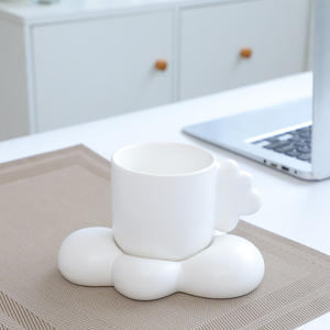 <span class=keywords><strong>Tazas</strong></span> de Café y Té de Cerámica Modernas y Elegantes, Diseño de Pareja Adorable, Juego de Taza y Platillo para <span class=keywords><strong>Desayuno</strong></span>, Venta al por Mayor - Product Image 3