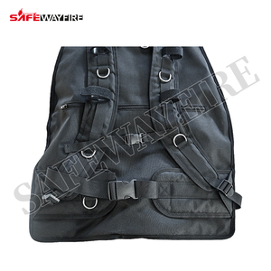 Mochila Profesional de 20L para la Lucha Contra Incendios Forestales, Modelo España Ecuador, con Bomba Manual - Product Image 3
