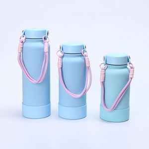 Bouteille d'eau isotherme en acier inoxydable de style nouveau, grande capacité, anti-fuite, avec manchon en silicone, impression de logo personnalisée, sans BPA - Product Image 5