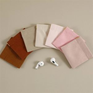 Bolsa de Almacenamiento de Microfibra de 8*8cm para Auriculares Bluetooth, Cables de Datos, Monedas y Artículos Pequeños - Product Image 2