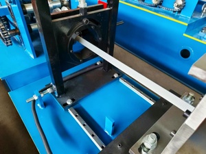 Máquina formadora de rollos de quilla de acero ligero de China, fabricante de máquina de marco de acero ligero, colgador de techos, máquina Lgsf de ángulo a la venta - Product Image 3