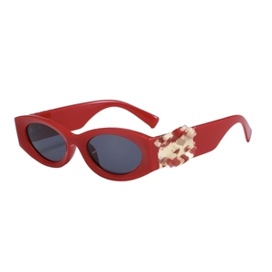 <span class=keywords><strong>Occhiali</strong></span> <span class=keywords><strong>da</strong></span> <span class=keywords><strong>Sole</strong></span> di Lusso in Acetato Italiano 2025 Nuova Montatura Quadrata Leggera Lenti Polarizzate Protezione UV Completa Moda <span class=keywords><strong>Donna</strong></span> - Product Image 5