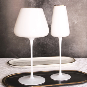 Verre à champagne européen à fond encastré Home Creative Crystal Glass White Pot Ventre Tall Glass - Product Image 1
