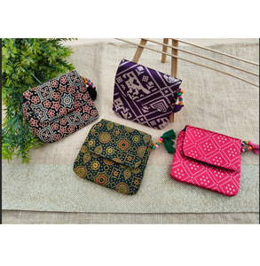 Porte-monnaie ethnique fait main, élégant et portable, petit portefeuille pour femme, idéal pour les voyages et le quotidien - Product Image 4