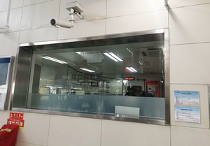 Persiana Cortafuegos Horizontal de Acero y Aluminio con Clasificación de Resistencia al Fuego EI 120 para Aplicaciones Interiores en Edificios de Oficinas Modernos - Product Image 3