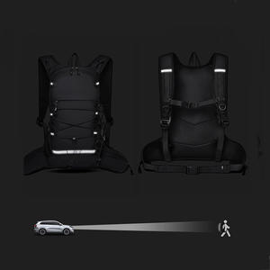 Sac à dos de cyclisme léger et résistant à l'eau, personnalisable en gros, sac à dos de randonnée 20L pour VTT, trail running, escalade, trekking - Product Image 4