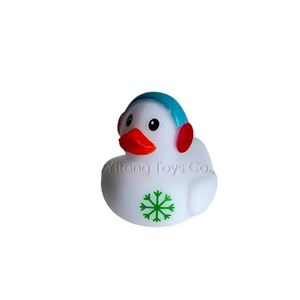Brinquedos de Banho em Forma de Pato de Borracha PVC Personalizados com Design de Padrões para o Natal - Product Image 5