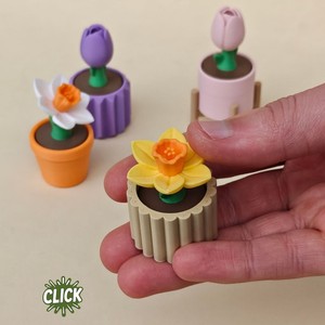 Llavero con diseño de flor, juguete antiestrés portátil, colgante para aliviar el estrés - Product Image 1