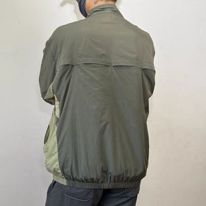 उच्च गुणवत्ता वाले कस्टम पुरुषों के चल रहे वाटरप्रूफ जैकेट पतली नायलॉन आउटडोर जिप पुरुषों के विंडब्रेकर - Product Image 4