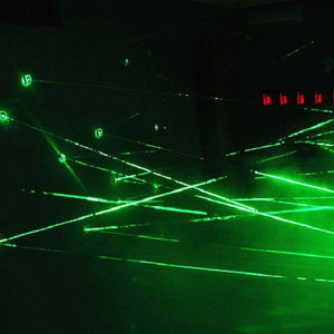 La vida Real <span class=keywords><strong>escape</strong></span> matriz láser accesorios laberinto láser para la Cámara de los secretos juego interesante y arriesgando láser verde, habitación - Product Image 1