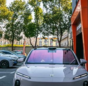 Film pour vitres de voiture en PET à changement de couleur <span class=keywords><strong>caméléon</strong></span> rouge-violet, rose fantôme, violet <span class=keywords><strong>royal</strong></span>, avec isolation thermique bloquant 99% des rayons infrarouges - Product Image 1