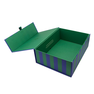 Caja de regalo de concha de libro artesanal de estampado en caliente diseño UV <span class=keywords><strong>local</strong></span> caja magnética deflectora verde con LOGOTIPO personalizado - Product Image 4