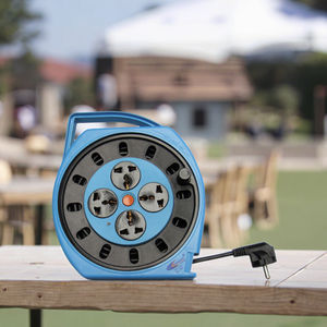 Enrollador de Cable Retráctil Personalizable de 4 Tomas con 4 Puertos USB, Clasificación de 13A, Tipo de Extremo Hembra IEC a Macho BS - Product Image 4