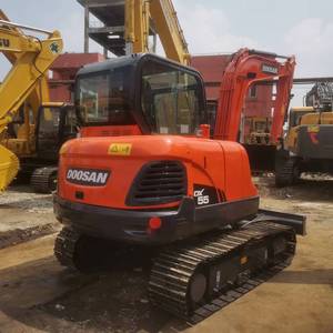 Macchine per escavatori di vendita calda internazionale usate DX55-9 Doosan con buone condizioni e motore potente - Product Image 1