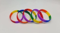 Fabricante profesional Pulsera de goma de silicona Logotipo personalizado Color Ecológico Pulsera impresa con pantalla para baile de fiesta