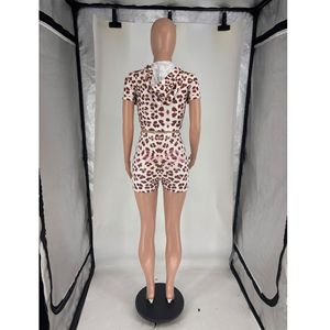 Nuovo Completo Estivo da Donna Due Pezzi con Pantaloncini, Stampa Leopardata a Pois, Top con Cappuccio e Zip a Maniche Corte, Set Gia 2 Pezzi - Product Image 6