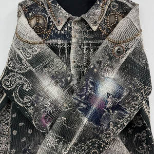 Veste en jean personnalisée à manches évasées, coupe courte, col rabattu, perles métalliques de <span class=keywords><strong>haute</strong></span> qualité, délavage acide, effet usé - Product Image 4