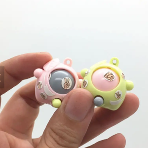 Venta caliente Interacción entre padres e hijos Mini juego de adivinanzas DIY Pequeños juguetes de plástico Twist Eggs Juguetes para niños - Product Image 4