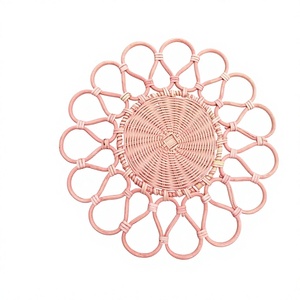 Set de table rond en rotin tressé fait main, écologique et durable, design vintage, diamètre 500 mm, non toxique, pour la décoration intérieure - Product Image 1