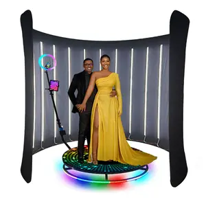 DHL Schnellste Lieferung 360 Photo Booth Enclosure Backdrop Kostenloses individuelles LOGO mit dimm baren LED-Leuchten für Party-Shootings