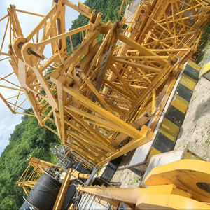 Grue à tour à tête plate d'occasion Zoomlion WA350 Modèle 2021, hauteur de levage 62m, capacité 20T, composants essentiels moteur et PLC, en promotion - Product Image 4