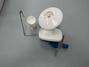 <span class=keywords><strong>Enrouleur</strong></span> <span class=keywords><strong>de</strong></span> bobine <span class=keywords><strong>de</strong></span> laine, outils <span class=keywords><strong>de</strong></span> tricot, <span class=keywords><strong>enrouleur</strong></span> <span class=keywords><strong>de</strong></span> fil à broder, fil à laine, <span class=keywords><strong>enrouleur</strong></span> <span class=keywords><strong>de</strong></span> bobine <span class=keywords><strong>de</strong></span> fil, machines à enrouler à la main - Product Image 2