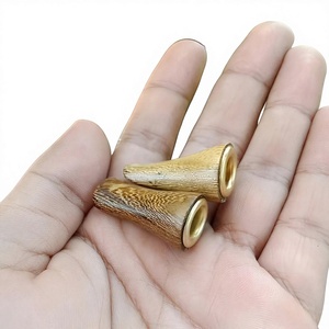 Pipe à tabac artisanale en bois de style classique, écologique et durable - Product Image 1